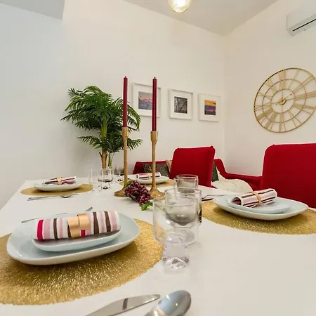 Hanura One - Modern 2bedrooms With Balcony Apartment *