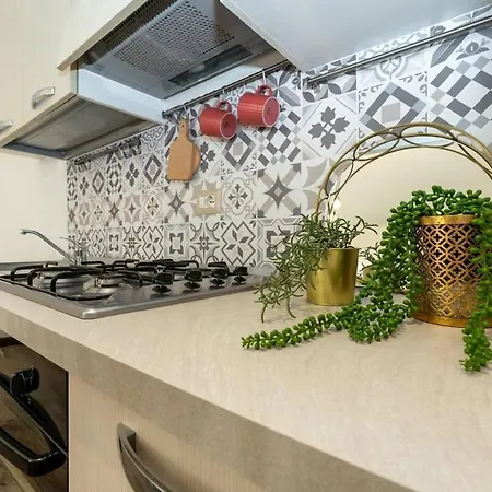 Hanura One - Modern 2bedrooms With Balcony Apartment *
